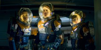 Lost in Space: Tanıtım lost-in-space-season-2-the-robinsons-netflix