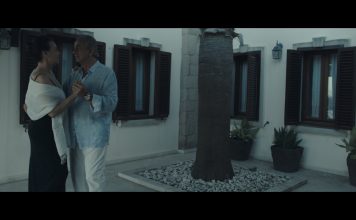 “Parıldayan İncinin Tuhaf Hikayesi” Uluslararası Arenada Ödüle Doymuyor PARILDAYAN İNCİNİN TUHAF HİKAYESİ 2