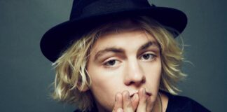Netflix’in Sabrina Dizisine Ross Lynch Dahil Oldu