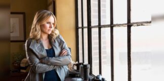 Veronica Mars Filmi Yeni Trailer: Love Triangle