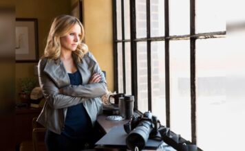 Veronica Mars Filmi Yeni Trailer: Love Triangle