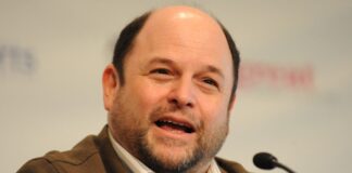Jason Alexander, The Grinder Dizisinin Kadrosuna Dahil Oldu