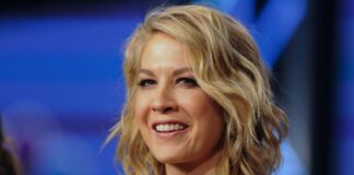 Jenna Elfman Fox’un Yeni Komedi Dizisinde Başrolde Yer Alacak