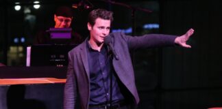 Jonathan Groff, Glee’nin Final Bölümü İçin Geri Dönüyor