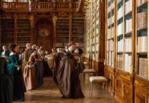 Bölüm İncelemesi: Outlander 2X04 “La Dame Blanche”