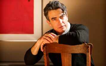New Girl: Peter Galllagher Schmidt’in Babası Rolünde
