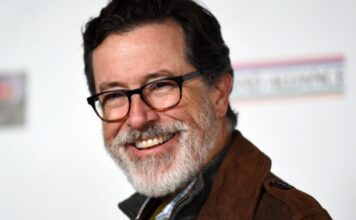 Stephen Colbert The Mindy Project’e Konuk Olacak