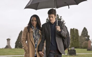 Bölüm İncelemesi: The Flash 2. Sezon “Rapture” ve “The Runaway Dinosaur”