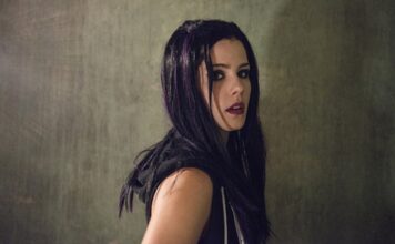 Felicity’nin “Karanlık” Geçmişi