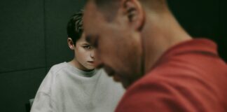 Adolescence: Ders Niteliğinde Bir Ergenlik Hikâyesi