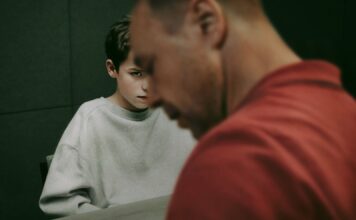 Adolescence: Ders Niteliğinde Bir Ergenlik Hikâyesi